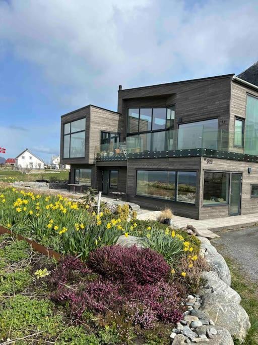 Beach Front Appartments In Design Eco-Villa Ulsteinvik Luaran gambar